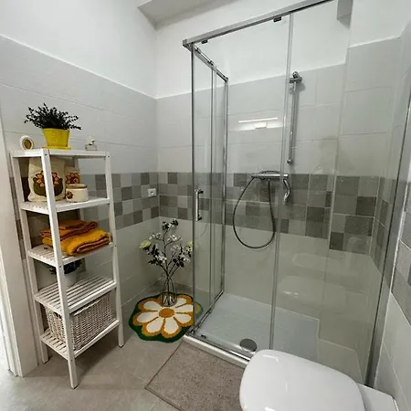 Apartamento Il Nido Di Domi LʼAquila Exterior foto
