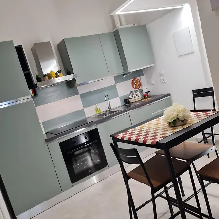 Apartamento Il Nido Di Domi LʼAquila Exterior foto